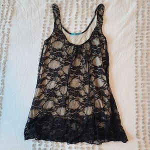 Julie's Closet Black and Nude Lacy Tank Top